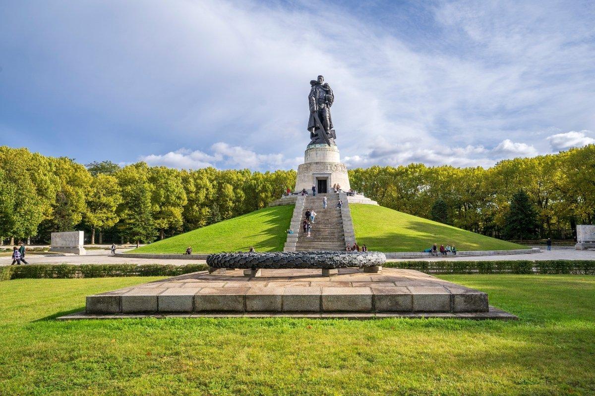 soviet-war-memorial