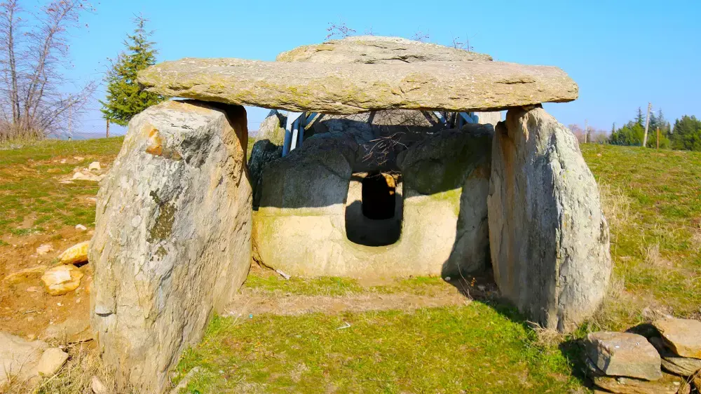lalapasa-dolmenleri