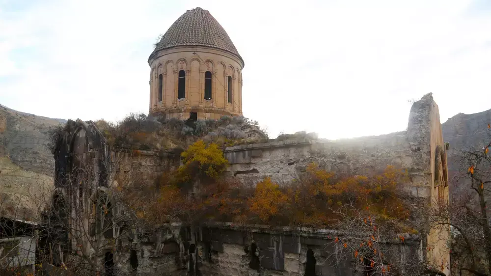 osvank-manastiri-kilisesi